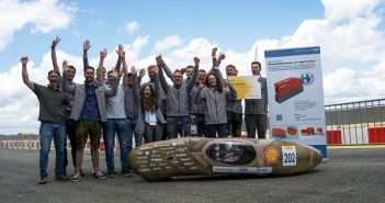 Hohe Genauigkeit und Zuverlässigkeit: Vögtlin red-y compact ermöglicht präzise Durchflussmessung für (Foto: Das Hydro2Motion Team der Hochschule München)